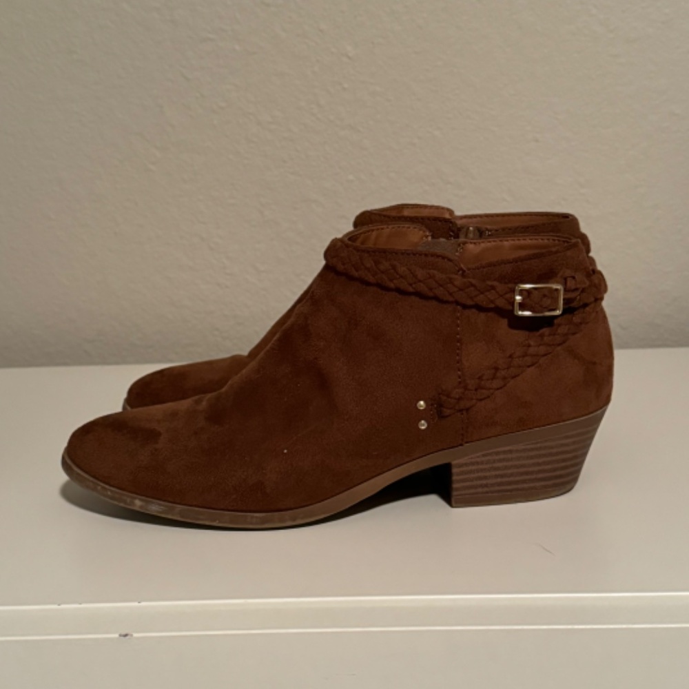 Ankle Boots - Sz 8.5 Med